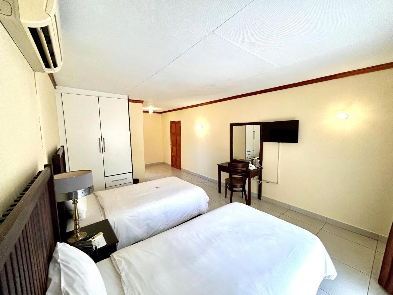 Karibu Leisure Resort Thapane Екстер'єр фото